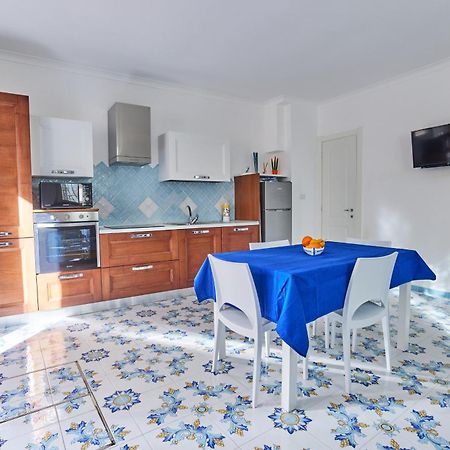 Seashell Apartment Minori Esterno foto